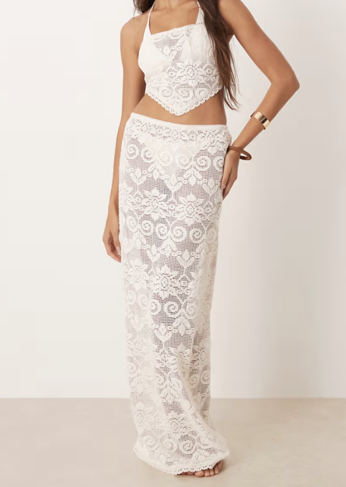 Input 2: Outfit Reference